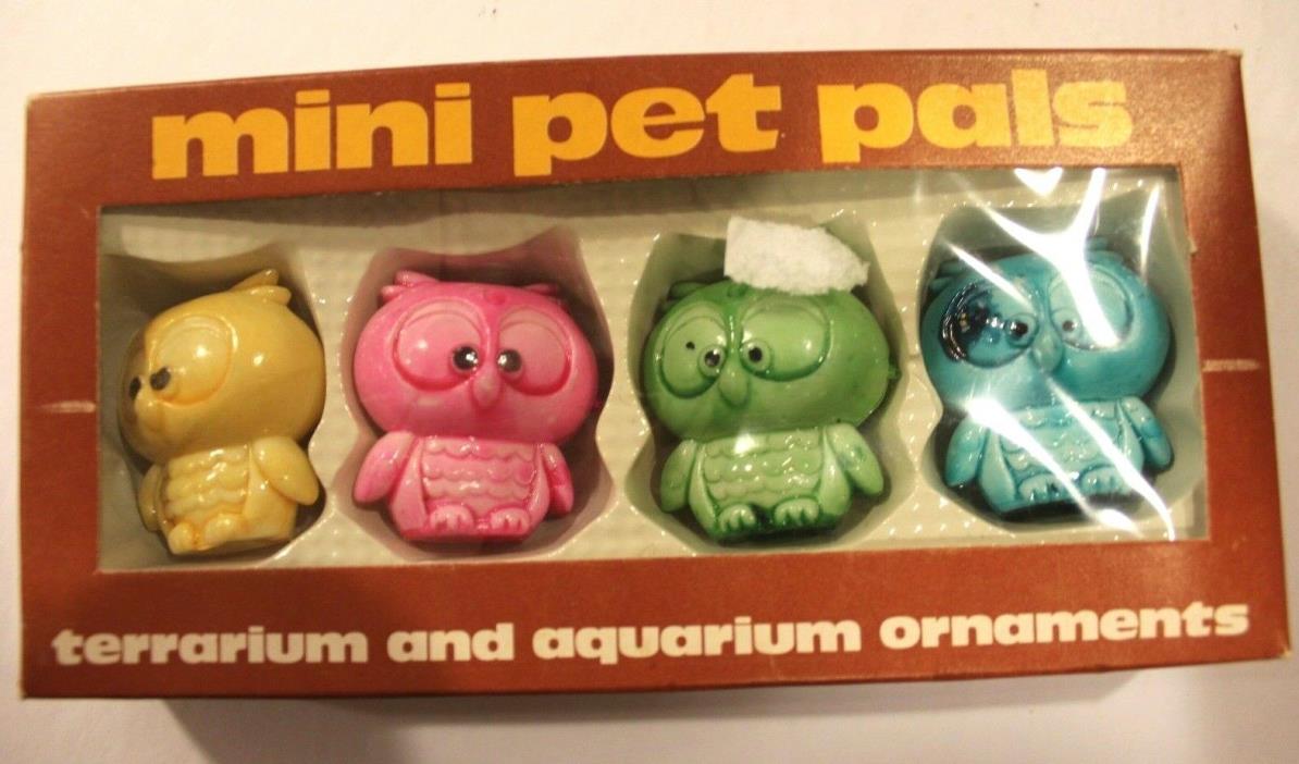 Vintage Set Plastic Mini Pet Pals Aquarium Fish Tank Ornament Decor Terrarium