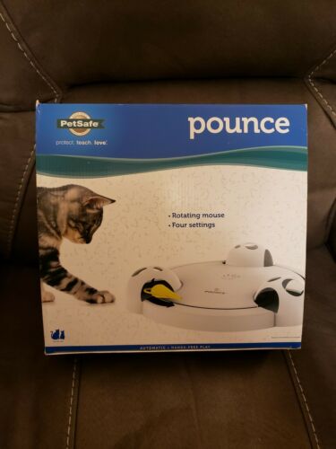 PetSafe Pounce™ Interactive Cat Toy Rotating Mouse Hide And Seek Automatic