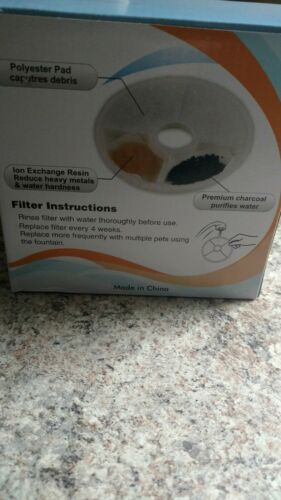 IsYoung Pet Fountain Premium Activated Carbon Filters 7 CT. Hard plastic bottom