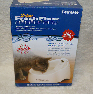 Petmate Deluxe Fresh Flow Pet Watering Dish (50oz)
