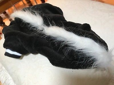 NWT Dog PLUSH SKUNK Hooded Costume Sz XS DOG HALLOWEEN