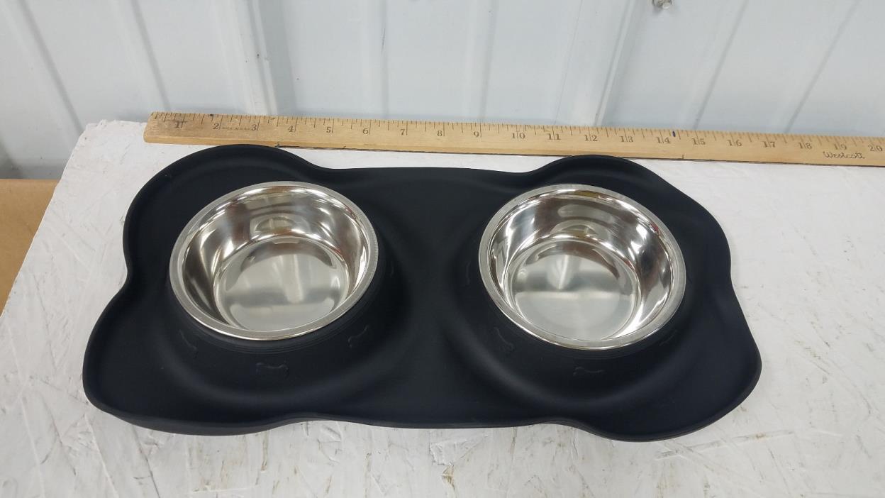 Double Dog Cat Food Bowls Set Pet Feeder With No Spill Non Skid Silicone Mat