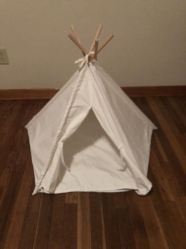 Indoor White Canvas Pet Dog Cat Teepee Play Tent House Bed with Laces