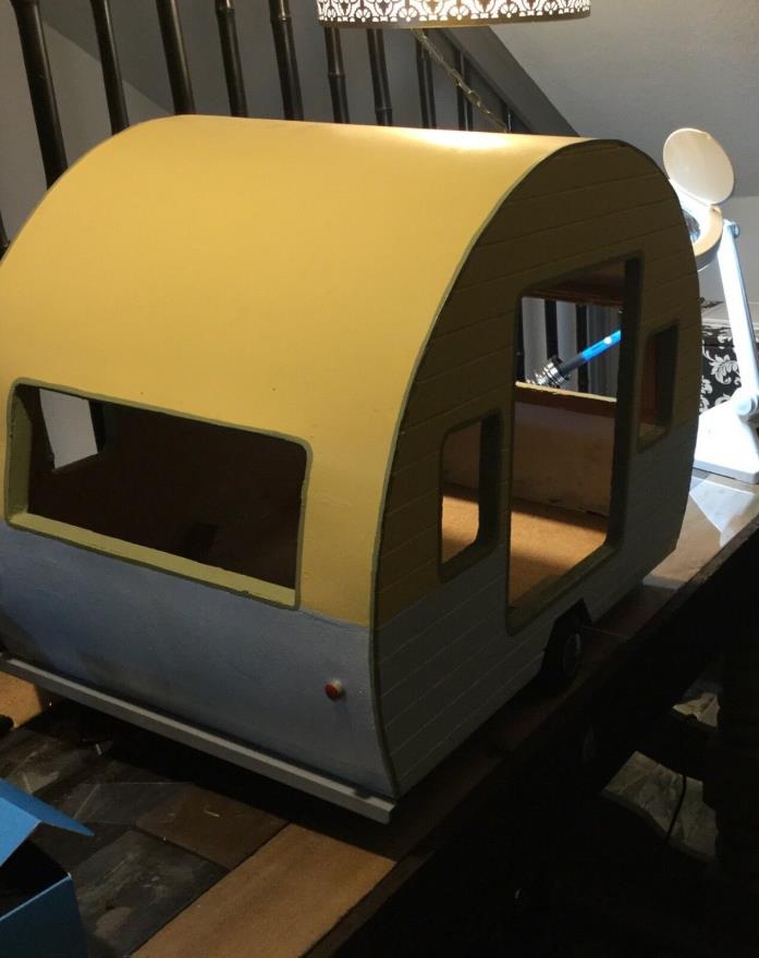 Dog  Camper (house)