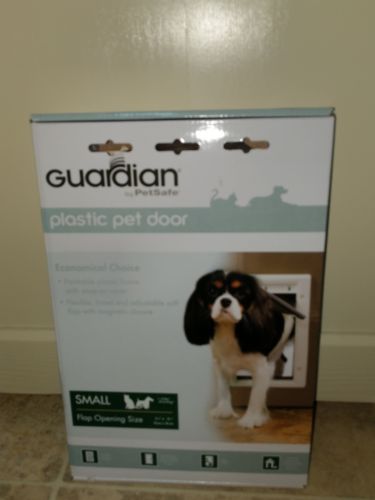 Guardian White Plastic Pet Door, Small for Pets to 15 lbs. GPA00-13598
