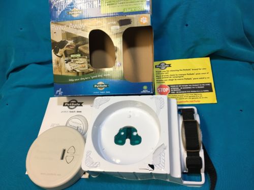 Petsafe Pawz Away ZND-1200 Instant Wireless Indoor Pet Fence Zone Barrier