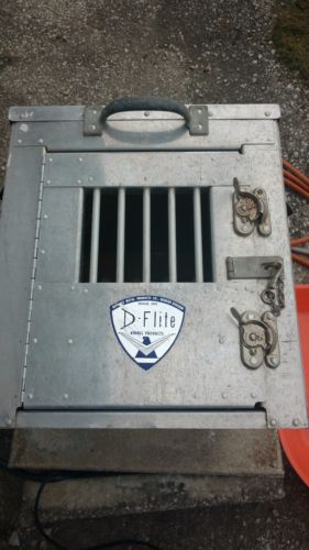 Vintage D-Flite Aluminum kennel product by Defiance Metal/ Deshler division