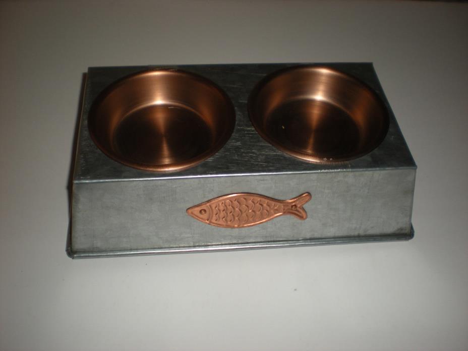 Copper & Aluminum 2 Bowls & Holder Cat Pet Feeder with Fish Design -NEW
