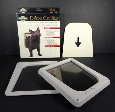 PetSafe White DELUXE CAT FLAP Door P1-4W-11 - New in Box