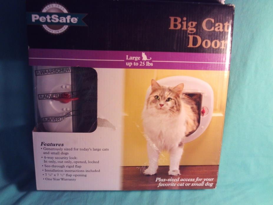 PetSafe Big Cat or small dog Door (Up to 25 Pounds) PPA00-11326 NIP