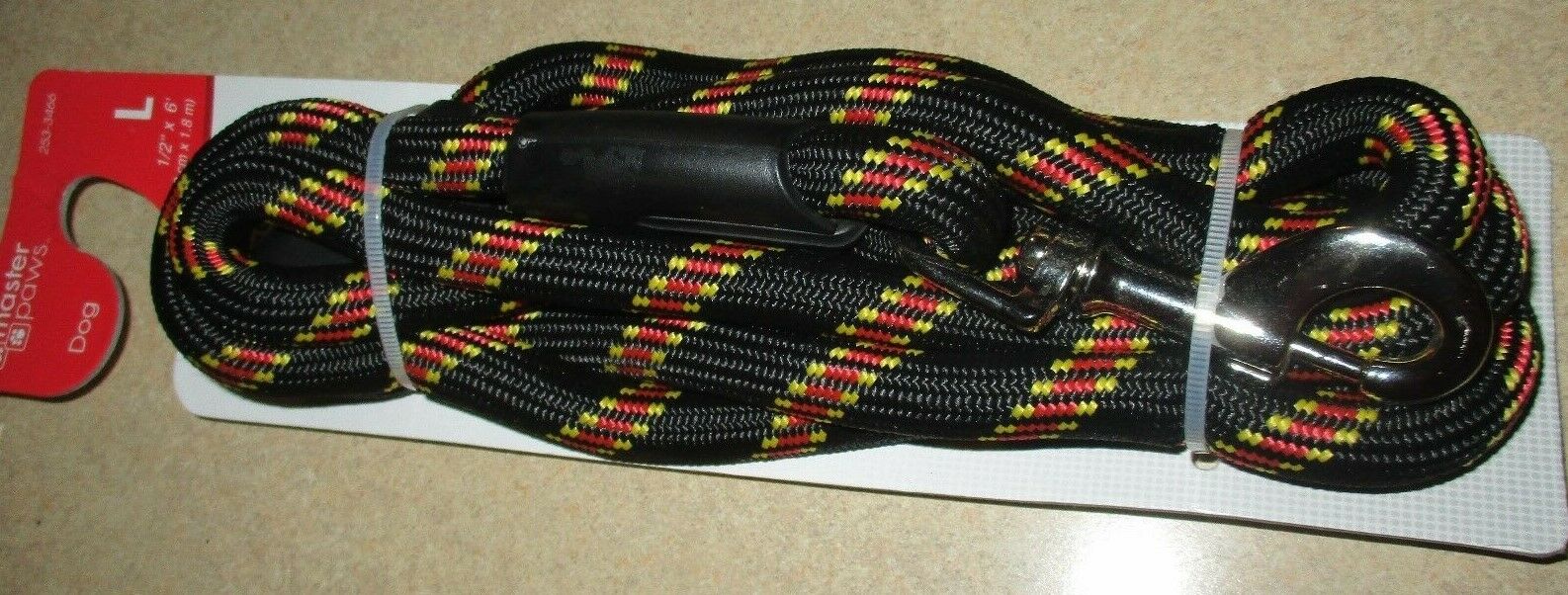 MASTER PAWS DOG LEASH SIZE: LARGE COLOR: BLACK,RED, & YELLOW  DIMS: 1/2