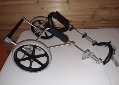 Eddies Wheels Dog Wheelchair with rear leg stirrups