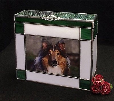 Pet Cremation Urn, Dog (,Medium), Stained glass Green and white (medium)