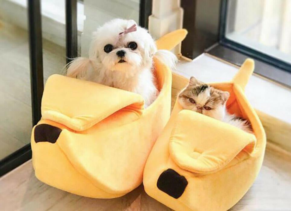 Small Pet Dog Cat Bed Banana Shape Fluffy Warm Soft Plush Home Bed House Toy