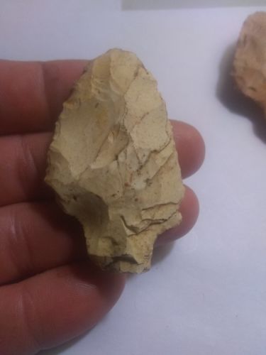 Authentic Florida Arrowhead, Stemmed With Single/Asymmetrical Shoulder (2 Of 3)
