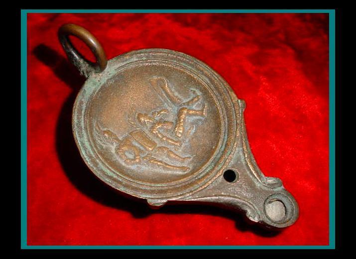 Old ANTIQUE EMBOSSED BRONZE ROMAN OIL LAMP with 2 SOLDIERS with Swords & Shields