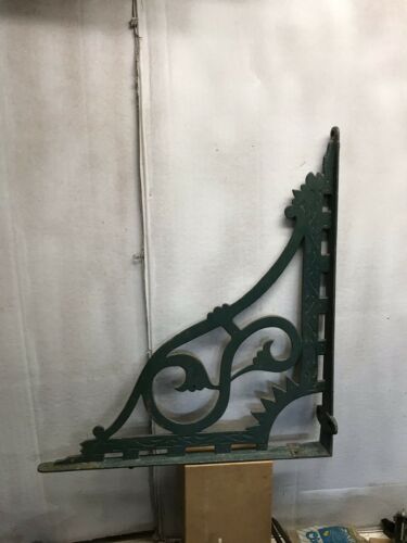 Vintage Cast Iron Sign or Wall Shelf L Brackets  Architectural 18