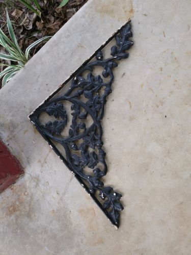 Antique Heavy Cast Iron Bracket Corbel Brace 22.5