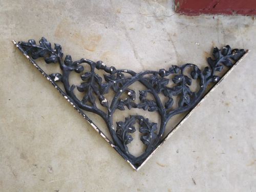 Antique Heavy Cast Iron Bracket Corbel Brace 22.5