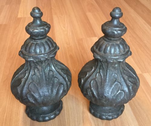 OLD VTG ANTIQUE ARCHITECTURAL SALVAGE CAST IRON FINIAL METAL PAIR SET OF 2