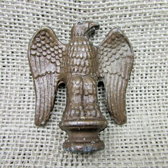Vintage Brass Eagle lamp finial 2 3/4