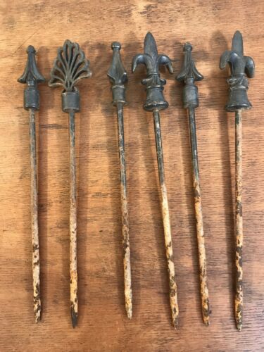 Vintage Cast Iron Finials Spikes Fence Architectural Salvage Set of 6 (HD25)
