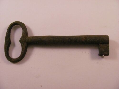 Antique 18thC 19thC Early Cast Iron Skeleton Key Large Gate Blacksmith #3 5