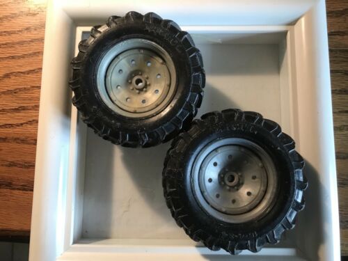 Ertl Set Hard Plastic Tires (18-4-34) And Wheels 2” Diameter