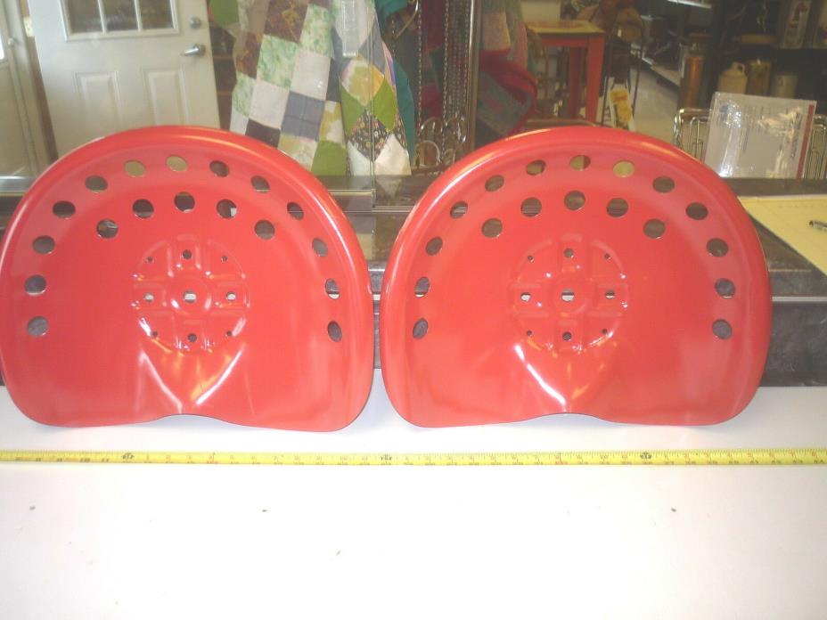 2  RED STEEL OLD STYLE  FARM  MACHINE  TRACTOR METAL BAR STOOL  SEAT