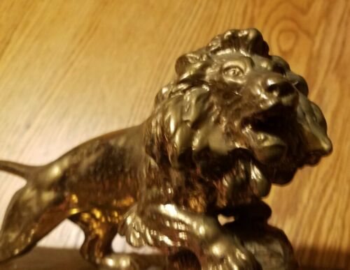 Bronze lion desk paperweight Souvenir Pinardville NH