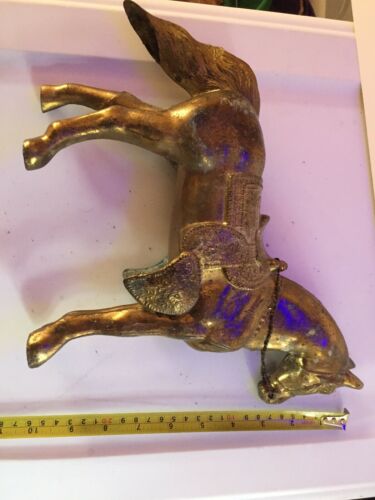 Vintage 10 inch tall Metal Weathered Horse