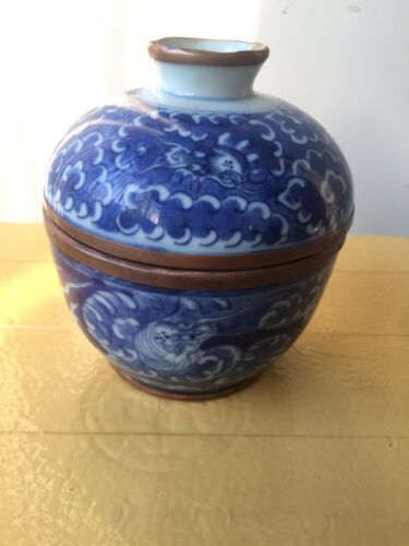 Antique Chinese Porcelain Bowl & Cover, Blue And White Kangxi Period
