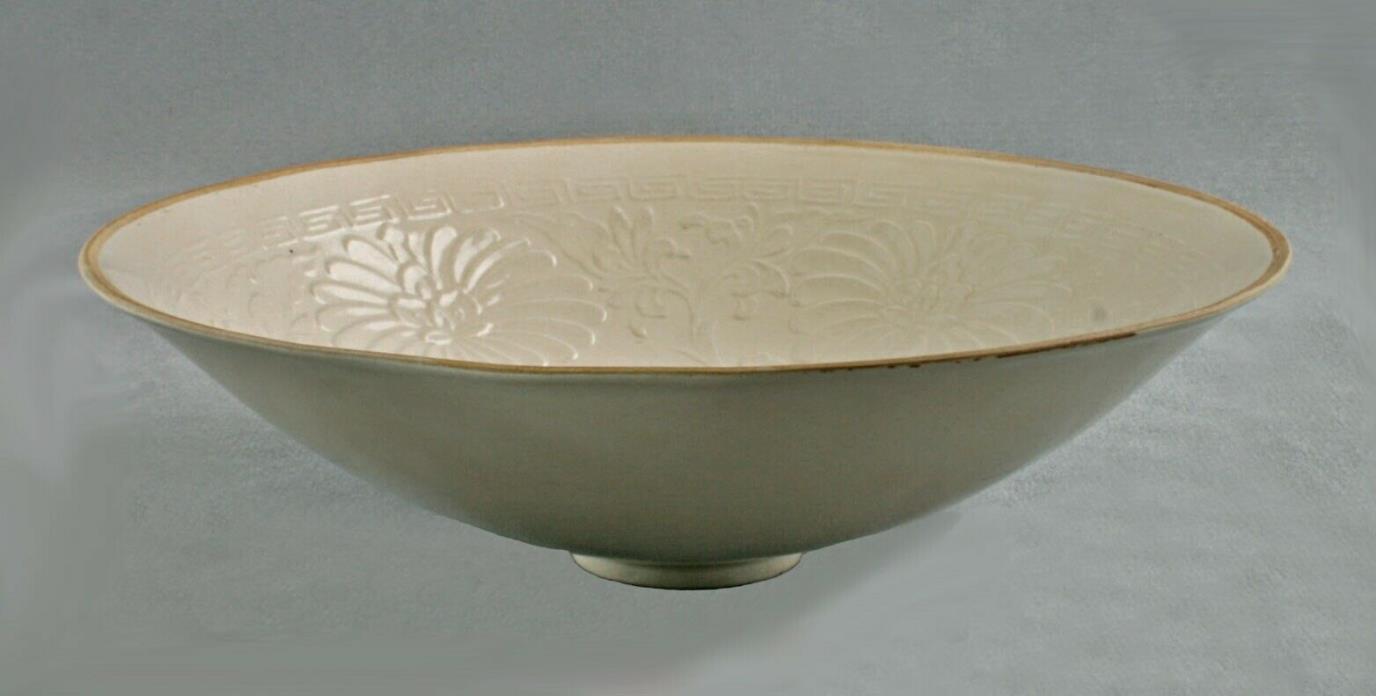 Chinese Sung Ting Yao porcelain bowl