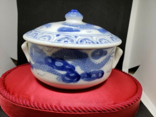 Antique Chinese Bowl With Lid Blue & White