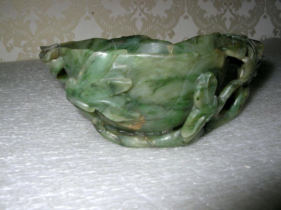 ANTIQUE NEPHRITE JADE LIBATION CUP QING DYNASTY 18-19TH CENTURY