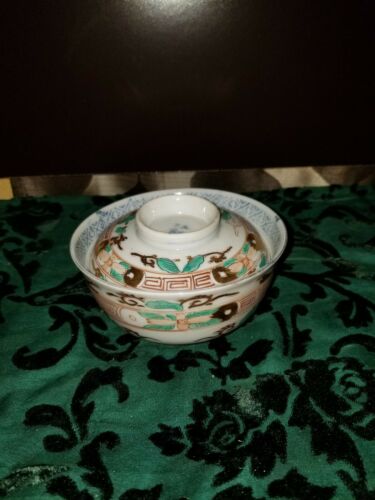 Antique Chinese Famille Rose Medallion Porcelain Tea Cup with Lid