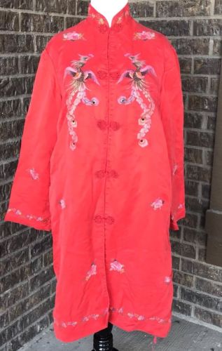 Vintage Chinese Golden Bee Red Kimono Robe Sz 40 Frog Buttons Embroidery Birds