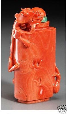 S026 Antique Chinese red coral Chilong with Flaming Pearl snuff bottle,19th Cent
