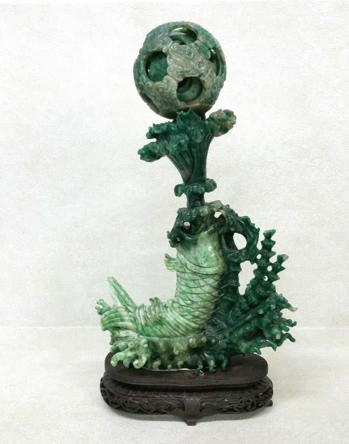 Chinese Carved Jade Puzzle Ball Fish Group Statue