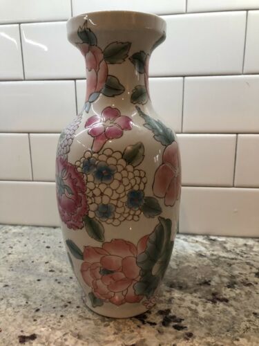 Vtg Chinese Porcelain Pink Green Blue Peach Floral White Flower Vase 10.5