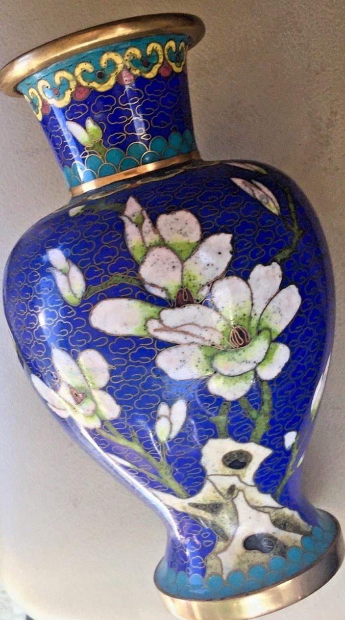 Small Vintage Cloisonne Enamel Conalt Blue VASE with White Flowers