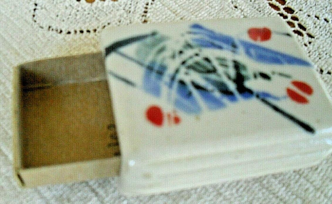 VINTAGE HEAVY POTTERY DESKTOP*POCKET MATCH SAFE*MATCHSAFE~SIGNED HAND PAINTED