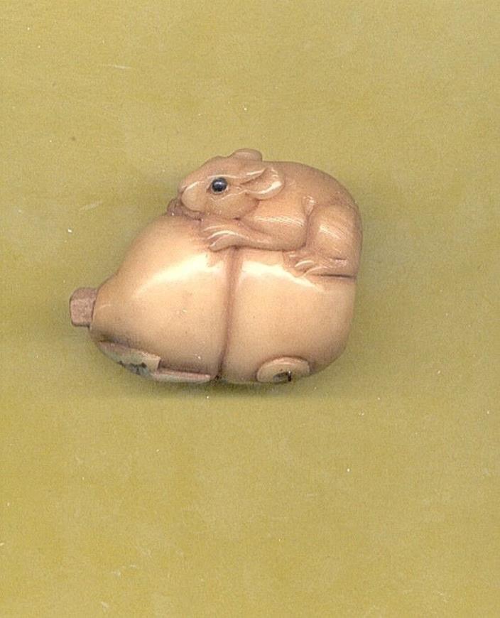 Rat On Gourd   Netsuke Hand Carved Tagua Nut  Figurine   736
