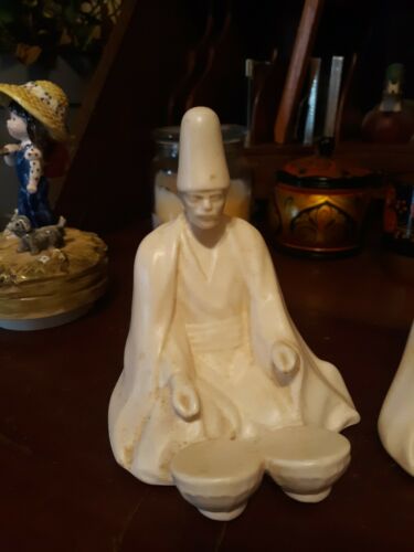 Antique japanese porcelain figurine