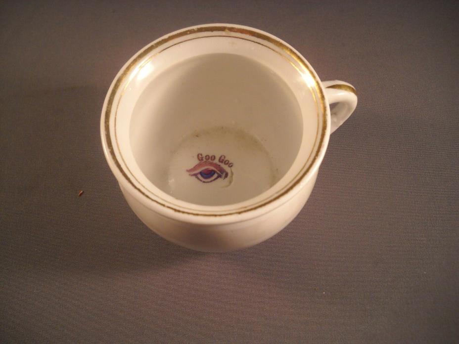 VINTAGE GOO GOO EYE PORCELAIN CHAMBER POT MORNING EXERCISE