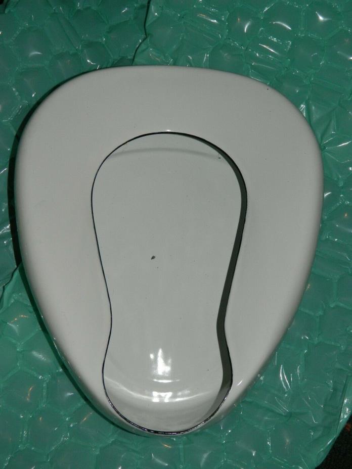 Vntg Porcelain Enamel Bed Pan Urinal Chamber Pot Hospital Home Care Cesco unused