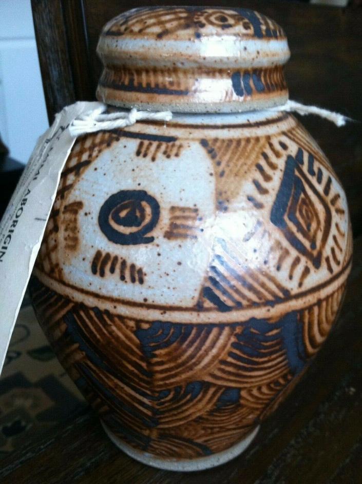 VINTAGE AUSTRALIAN ABORIGINAL ART'S & CRAFT-TIWI ISLAND POTERY WITH LID