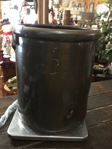 Antique Brown Toned 6 Gallon Salt Glaze