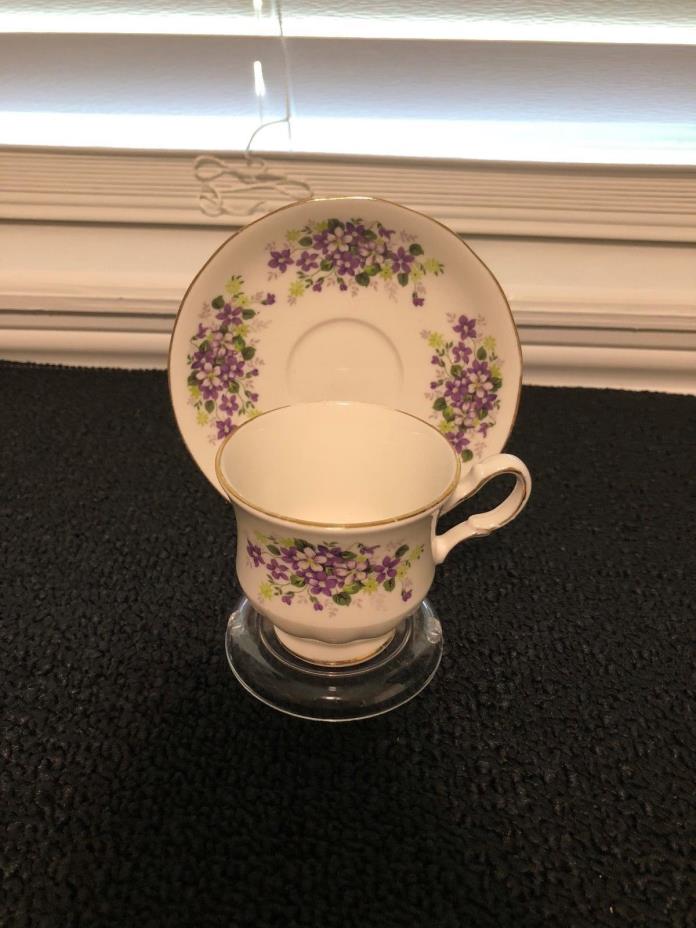 Queen Anne Bone China tea cup & saucer lavender floral design pre-owned