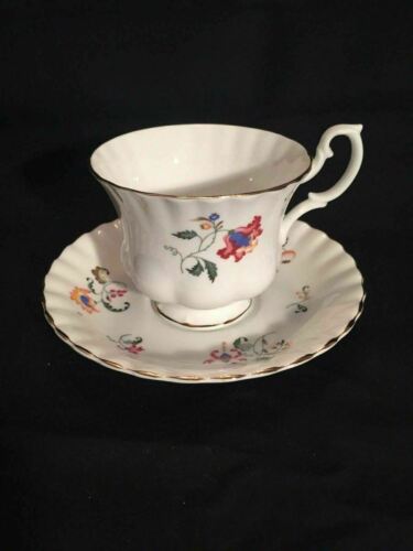 Royal Imperial Fine Bone China Footed Tea Cup & Saucer ENGLAND FLOWERS GOLD TRIM